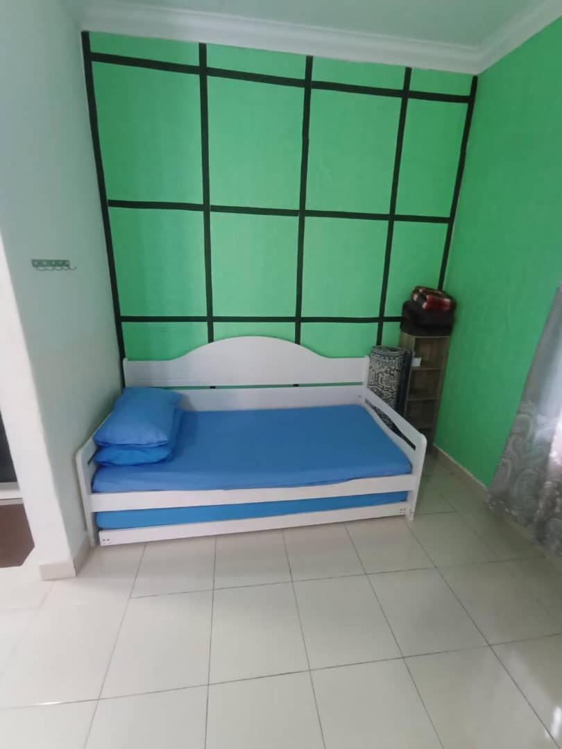 Homestay Sri Ladang Kuala Terengganu Esterno foto