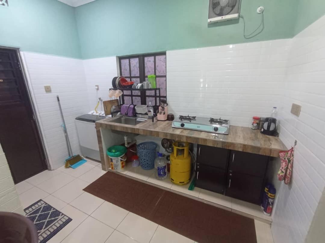 Homestay Sri Ladang Kuala Terengganu Esterno foto